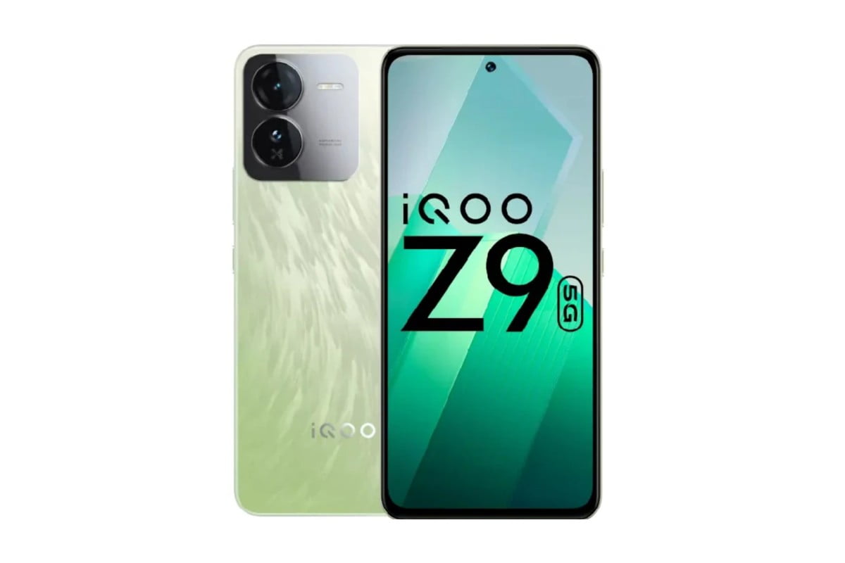 iQOO Z9 5G smartphone dual camera display