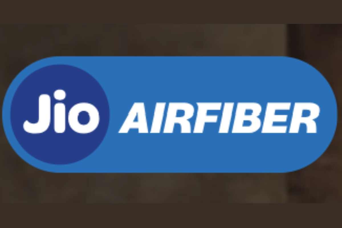 Jio AirFiber logo on dark background.