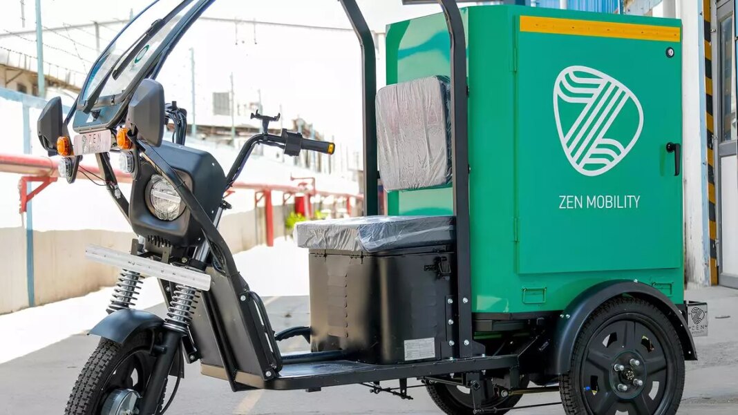 Electric delivery scooter with Zen Mobility branding.