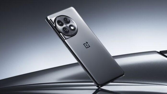 OnePlus Ace 3 Pro Leak Shows Curved Edges, Hole-Punch Display
