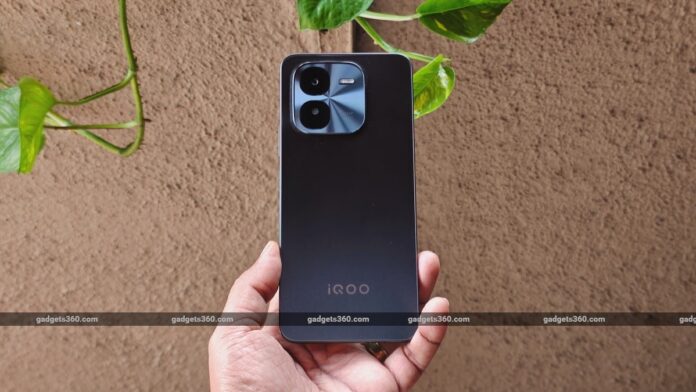 iQoo Z9x Review: Redefining Budget 5G Performance?