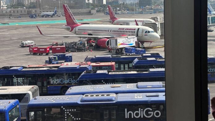 Indian aviation thrives in first half of 2024 with IndiGo and Tata soaring, SpiceJet faces losses