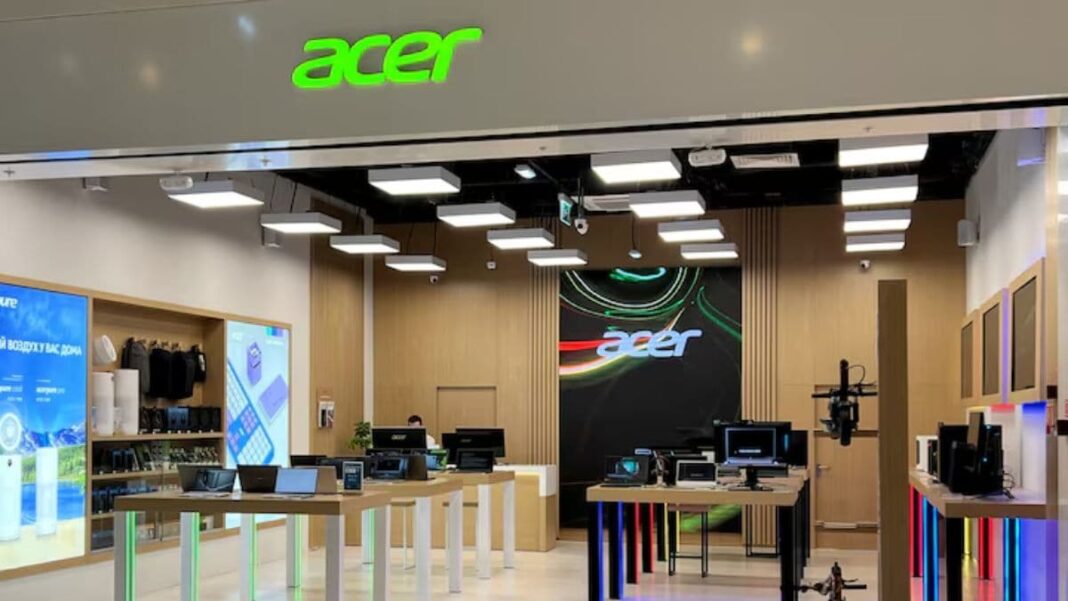 Acer store interior showcasing laptops and electronics displays