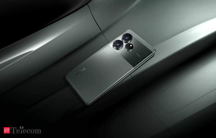 Realme targets mid & budget segments to compete in Indian market