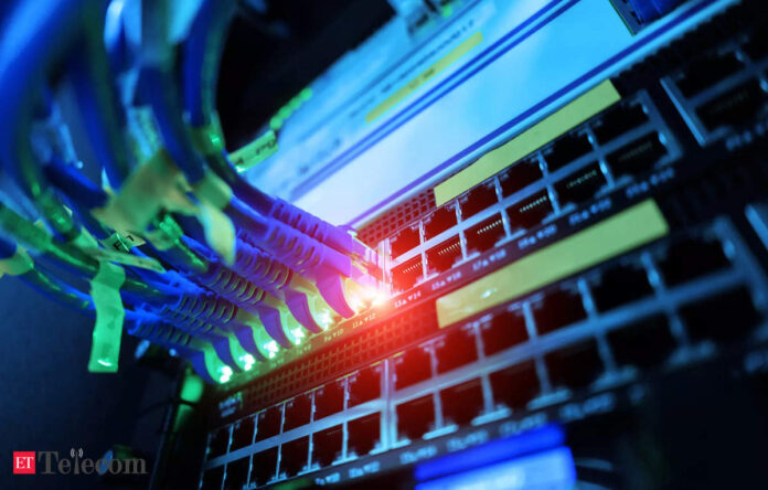 Reliance Jio and Bharti Airtel’s Rivalry Expands Beyond Consumer Mobility