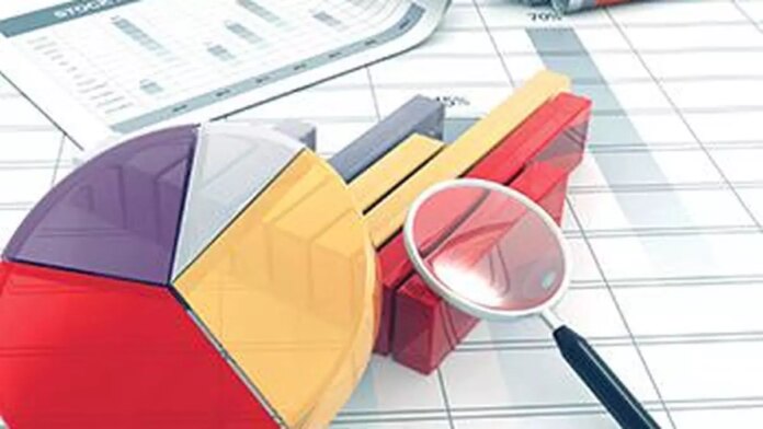 Indian Markets Continue Downward Trend Amid Weak Broader Sentiment