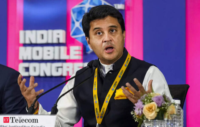 Scindia and Telco CEOs Discuss Strategies to Enhance Make In India Tech Production