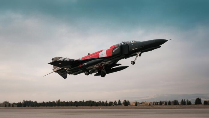 Leveraging Rapid Elasticity for Enhanced Cloud Computing Performance